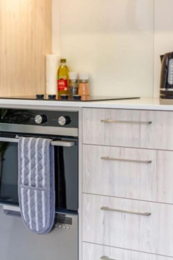 Serenity In The Centre: 2 Bed 2 Bath Christchurch Esterno foto
