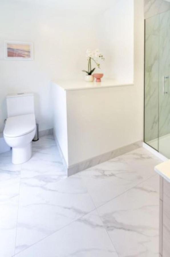 Serenity In The Centre: 2 Bed 2 Bath Christchurch Esterno foto