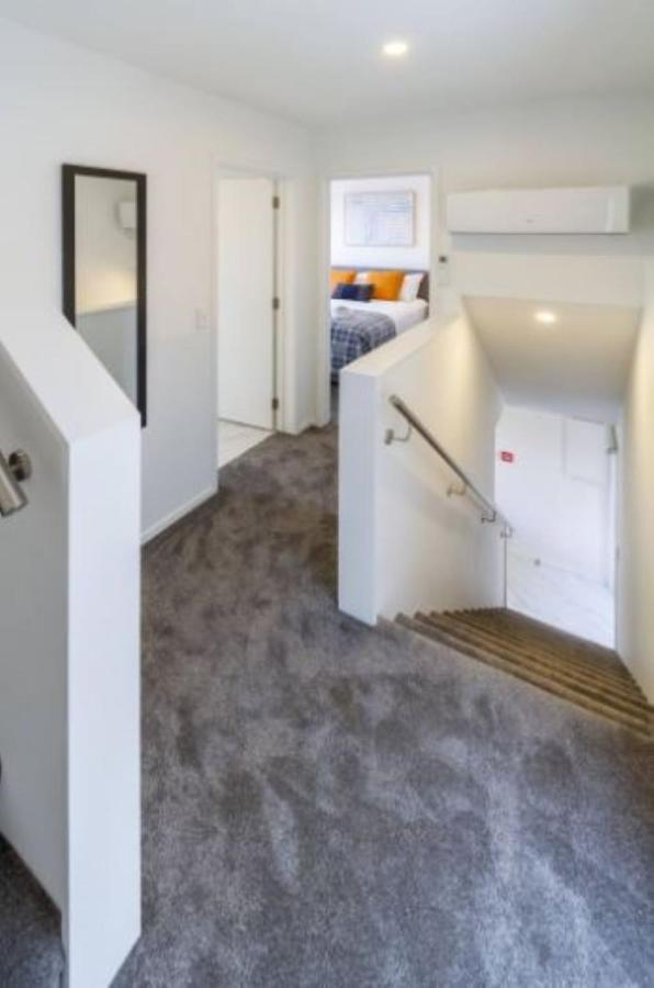 Serenity In The Centre: 2 Bed 2 Bath Christchurch Esterno foto